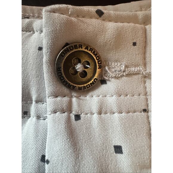 Under Armour Tech Golf Shorts Men’s Size 32 Gray 9” Inseam Stretch Polyester - Picture 3 of 9